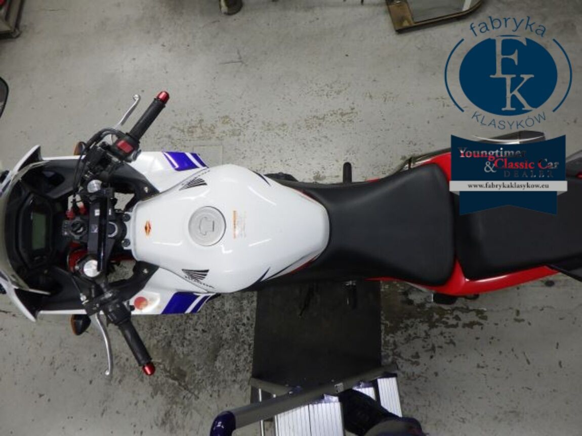 HONDA CBR400R ABS 2013 - zdjęcie 32