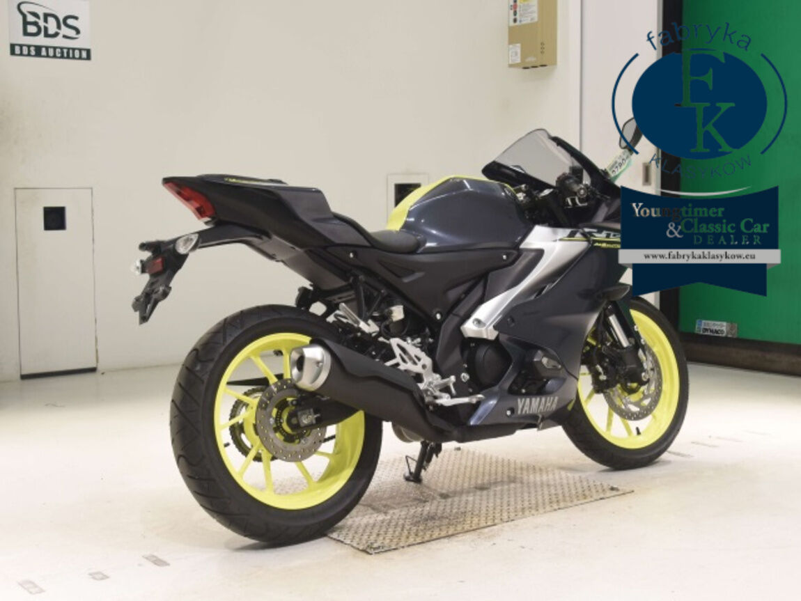 YAMAHA YZF-R15 - zdjęcie 6