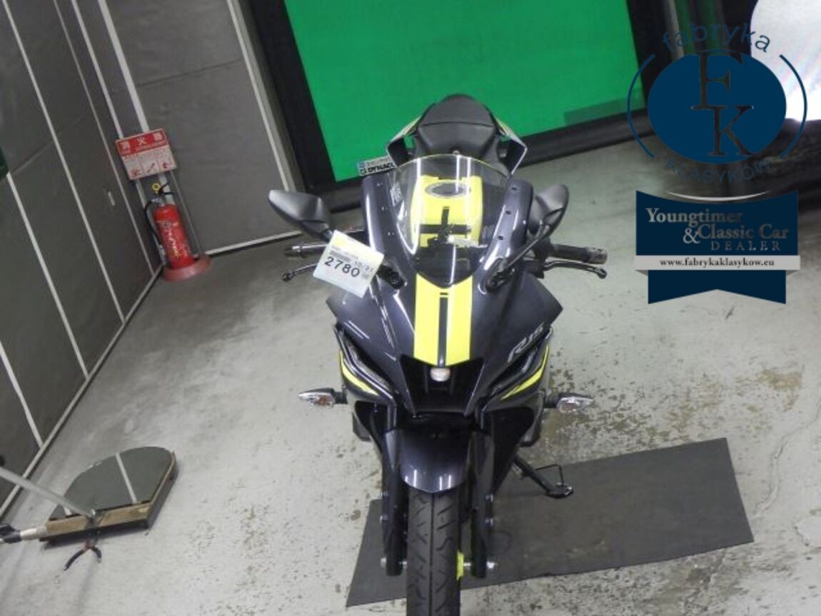 YAMAHA YZF-R15 - zdjęcie 18