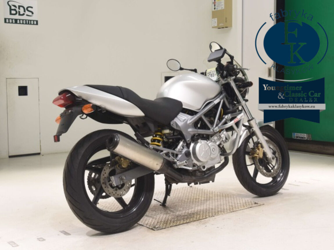 HONDA VTR250  - zdjęcie 6