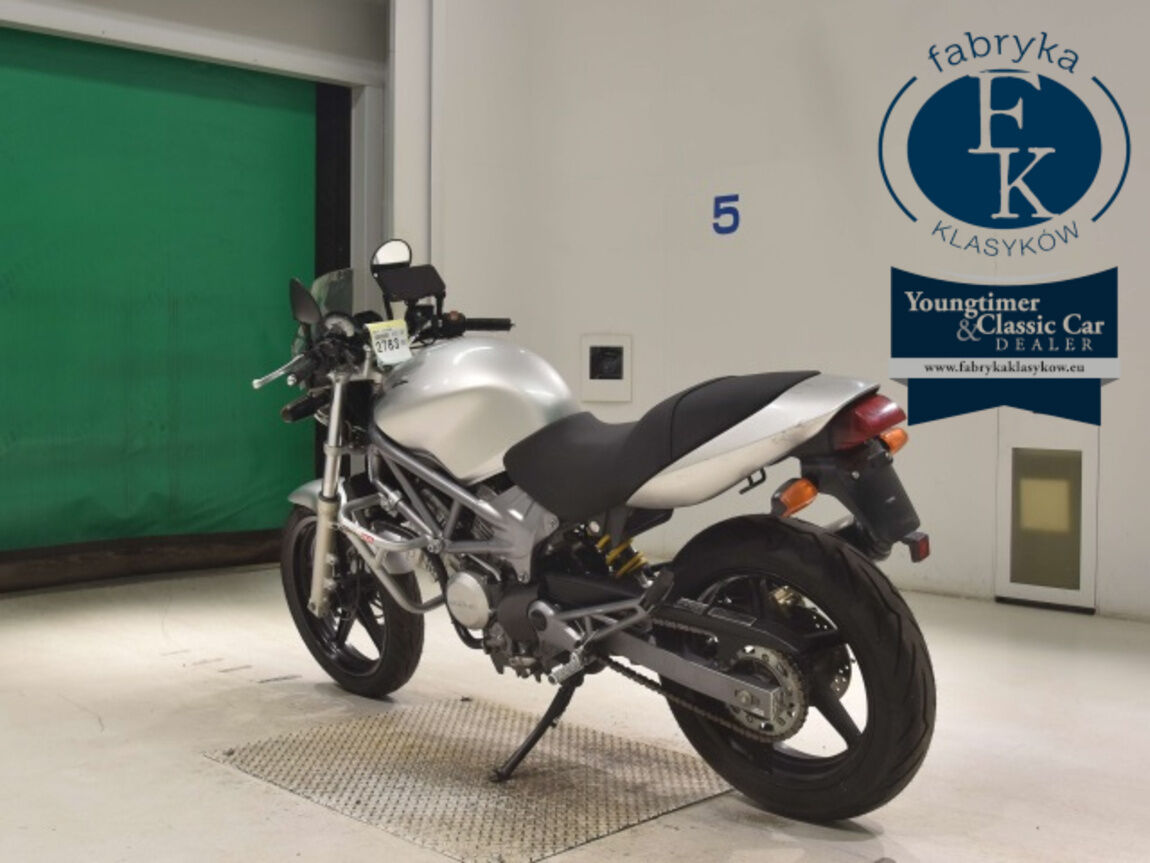 HONDA VTR250  - zdjęcie 7