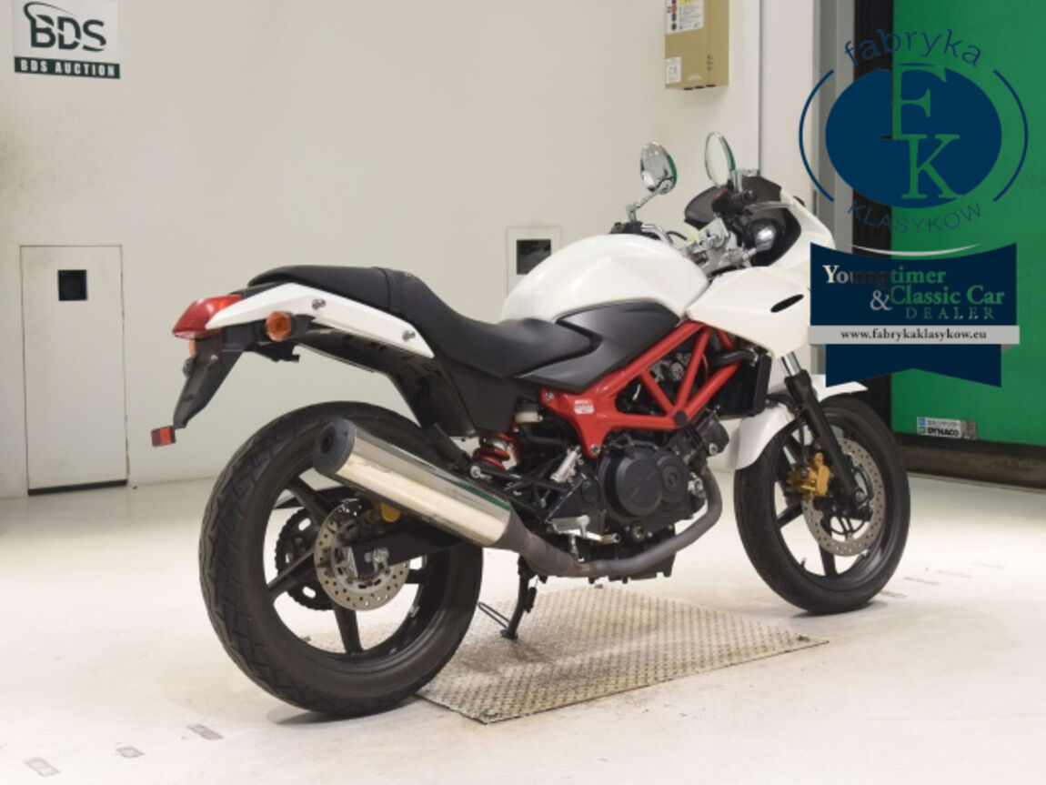 HONDA VTR-F250  - zdjęcie 6
