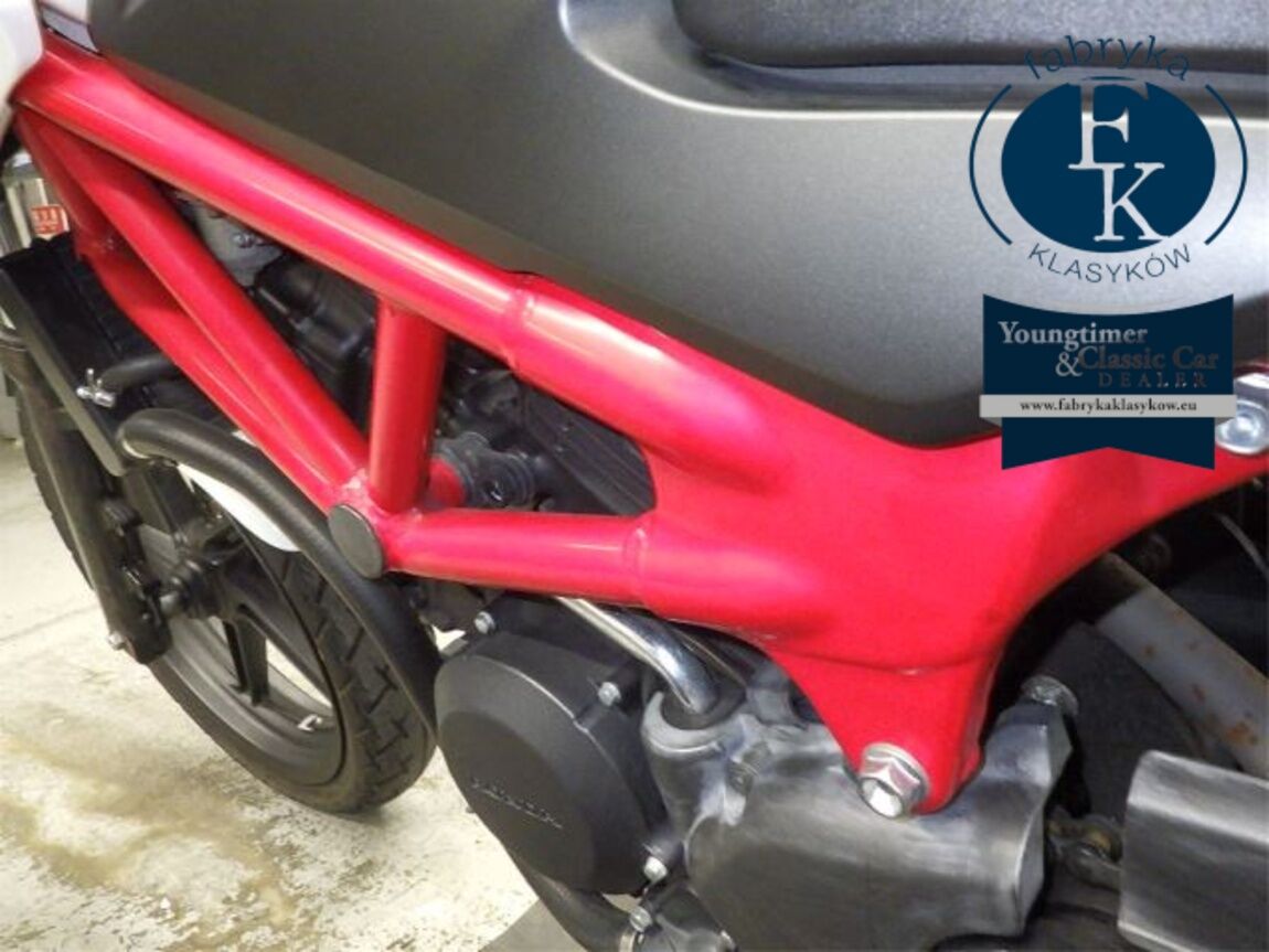 HONDA VTR-F250  - zdjęcie 31