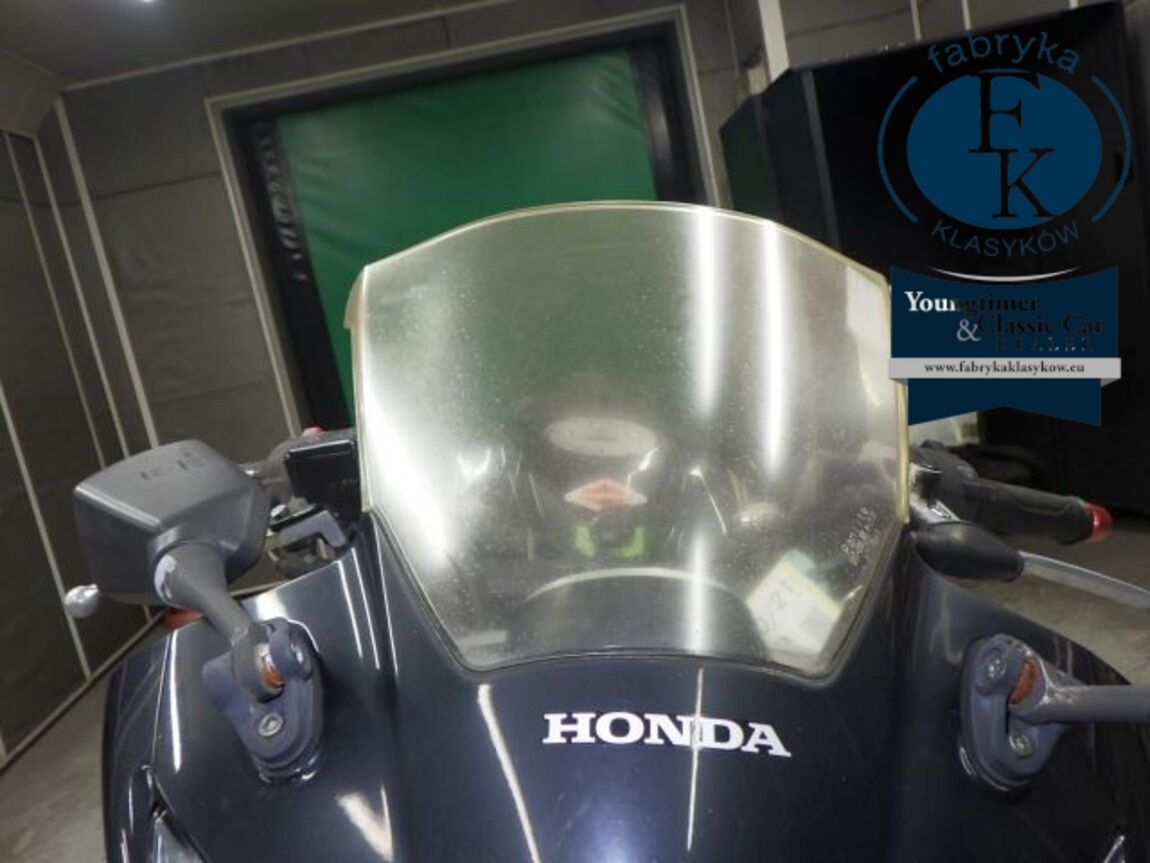 HONDA CBR250R  - zdjęcie 17