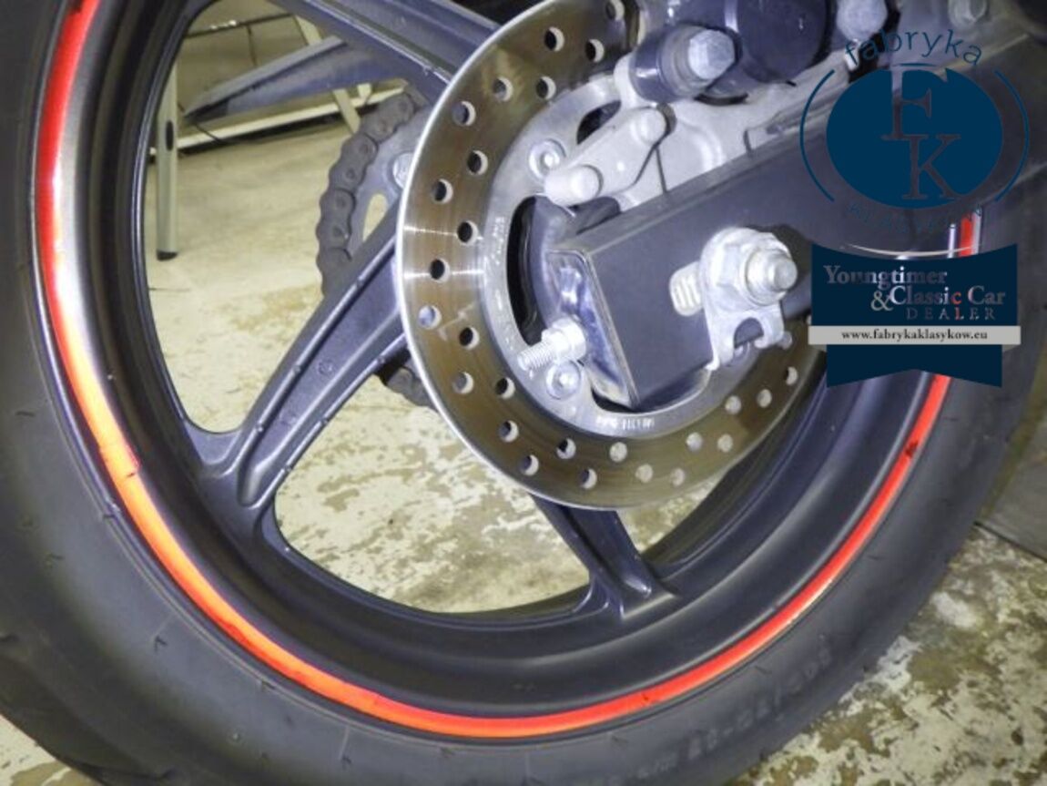 HONDA CBR250R  - zdjęcie 26