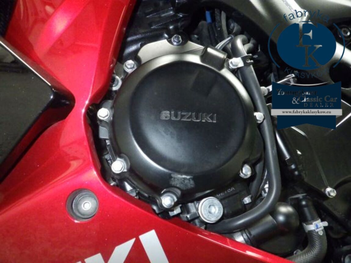 SUZUKI GSX-S1000F 2018 - zdjęcie 11