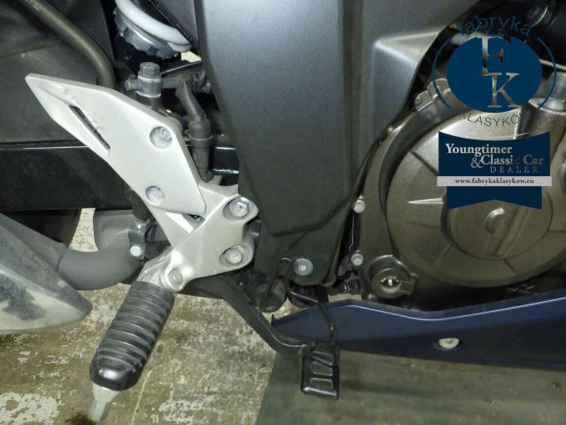 SUZUKI JIKUSA-250SF  - zdjęcie 30