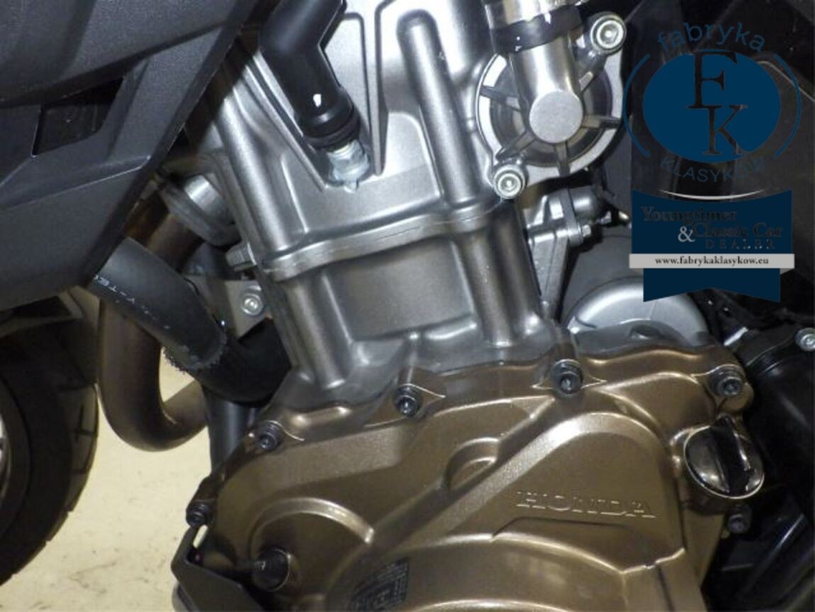 HONDA CFR1000 AfricaTwin 2016 - zdjęcie 11
