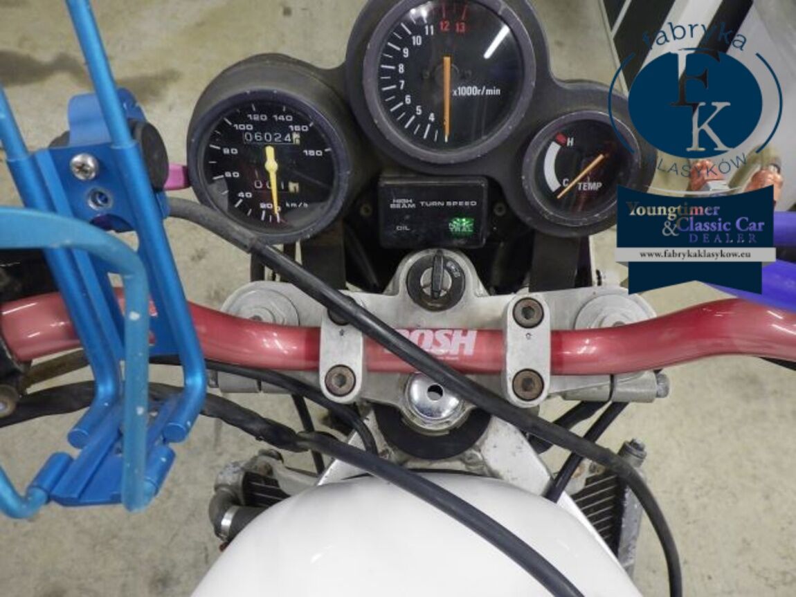 SUZUKI RGV250  - zdjęcie 14