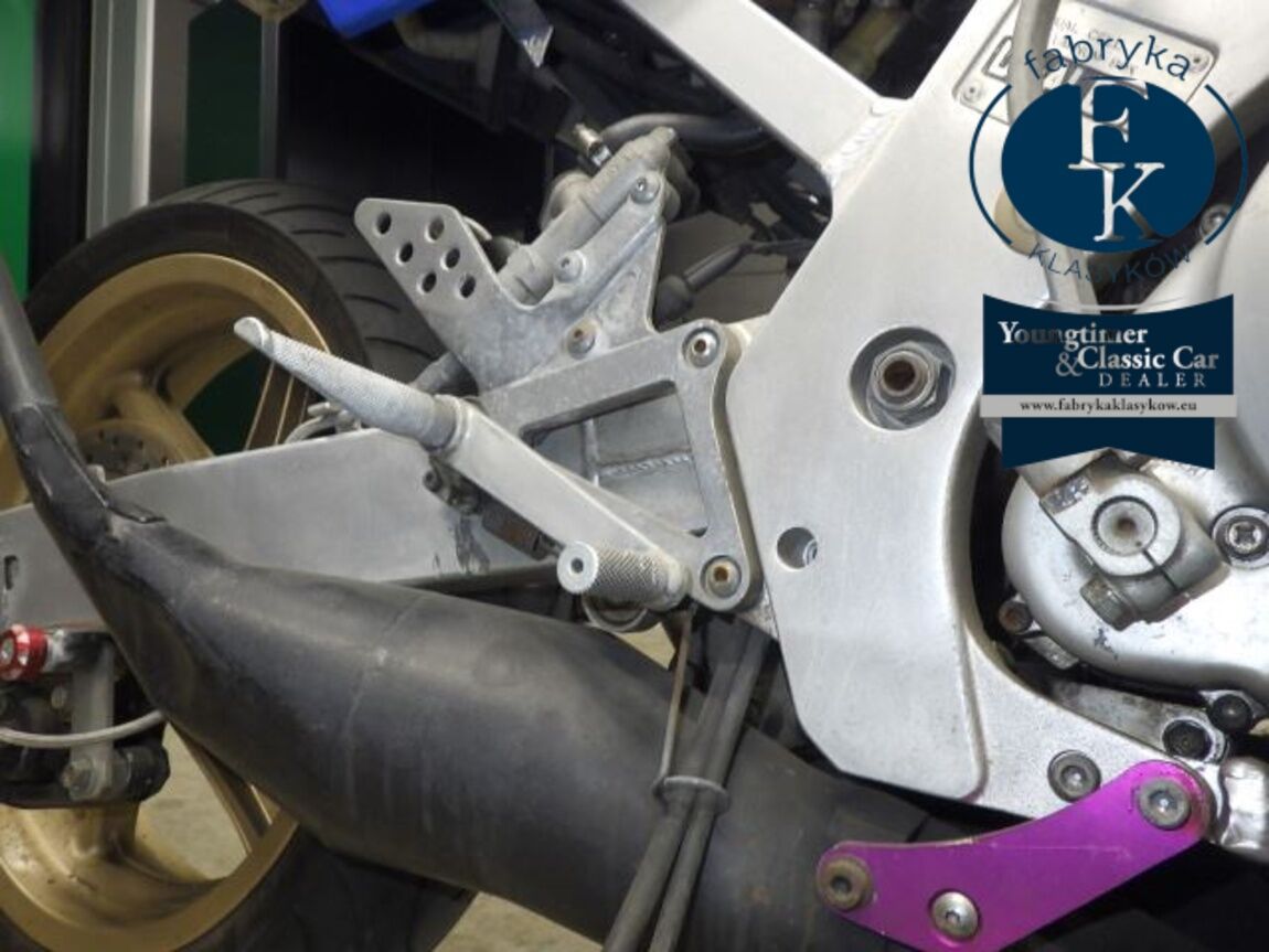SUZUKI RGV250  - zdjęcie 30