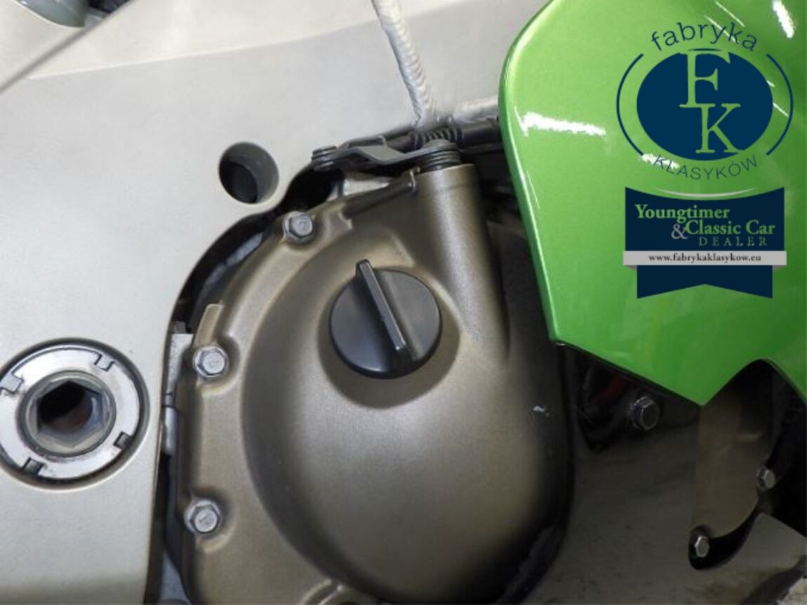 KAWASAKI ZX-9R 2000 - zdjęcie 9