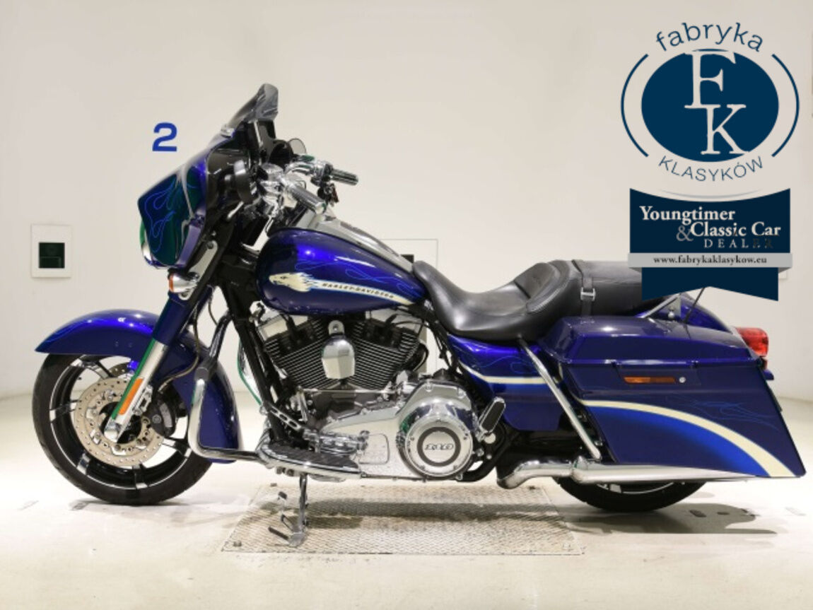HARLEY-DAVIDSON FLHXSE1800CVO 2010 - zdjęcie 3