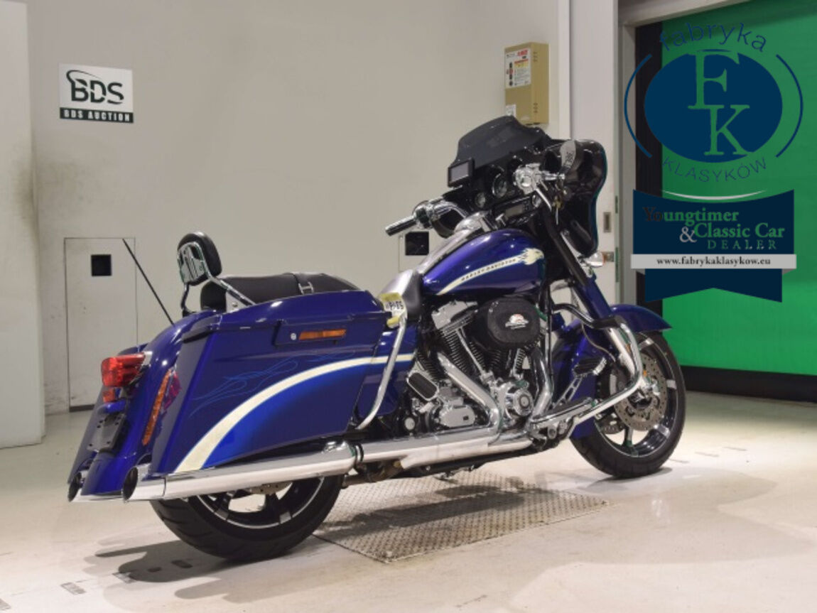 HARLEY-DAVIDSON FLHXSE1800CVO 2010 - zdjęcie 6