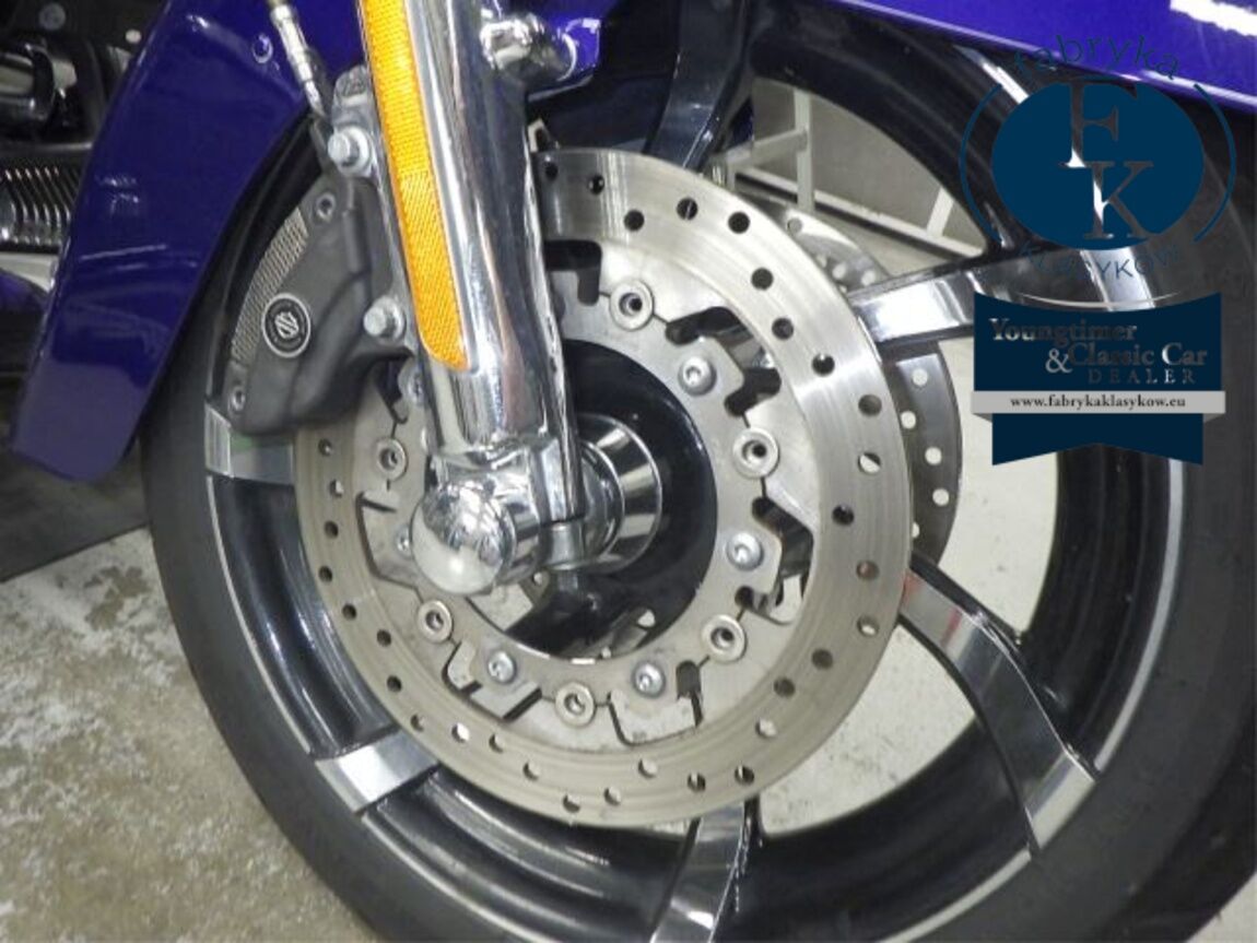 HARLEY-DAVIDSON FLHXSE1800CVO 2010 - zdjęcie 22