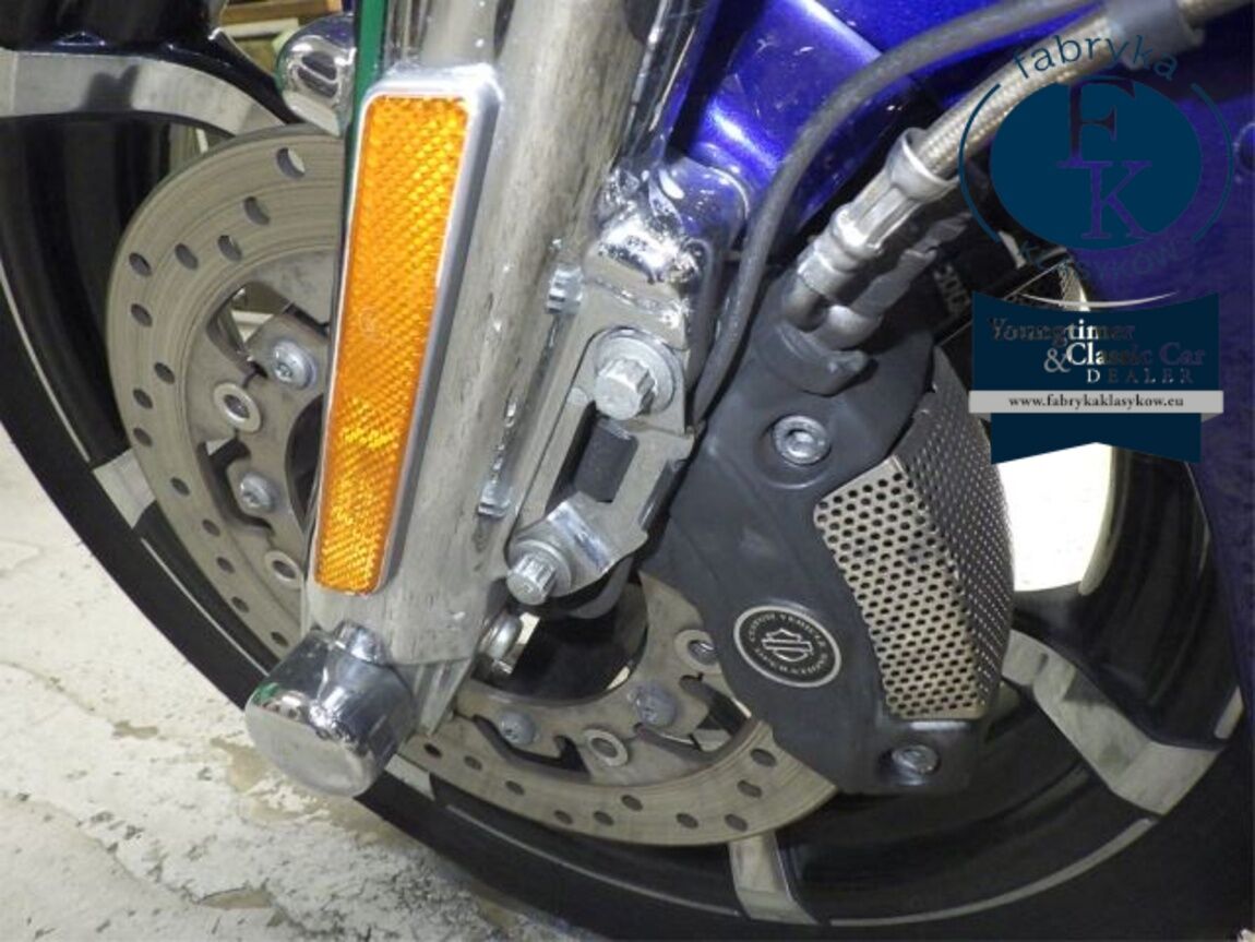 HARLEY-DAVIDSON FLHXSE1800CVO 2010 - zdjęcie 24