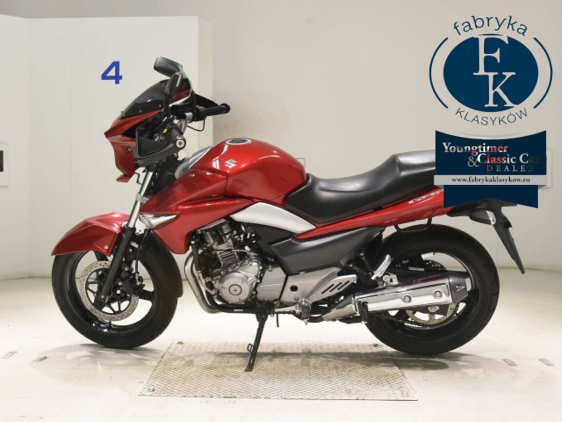 SUZUKI GSR250  - zdjęcie 3