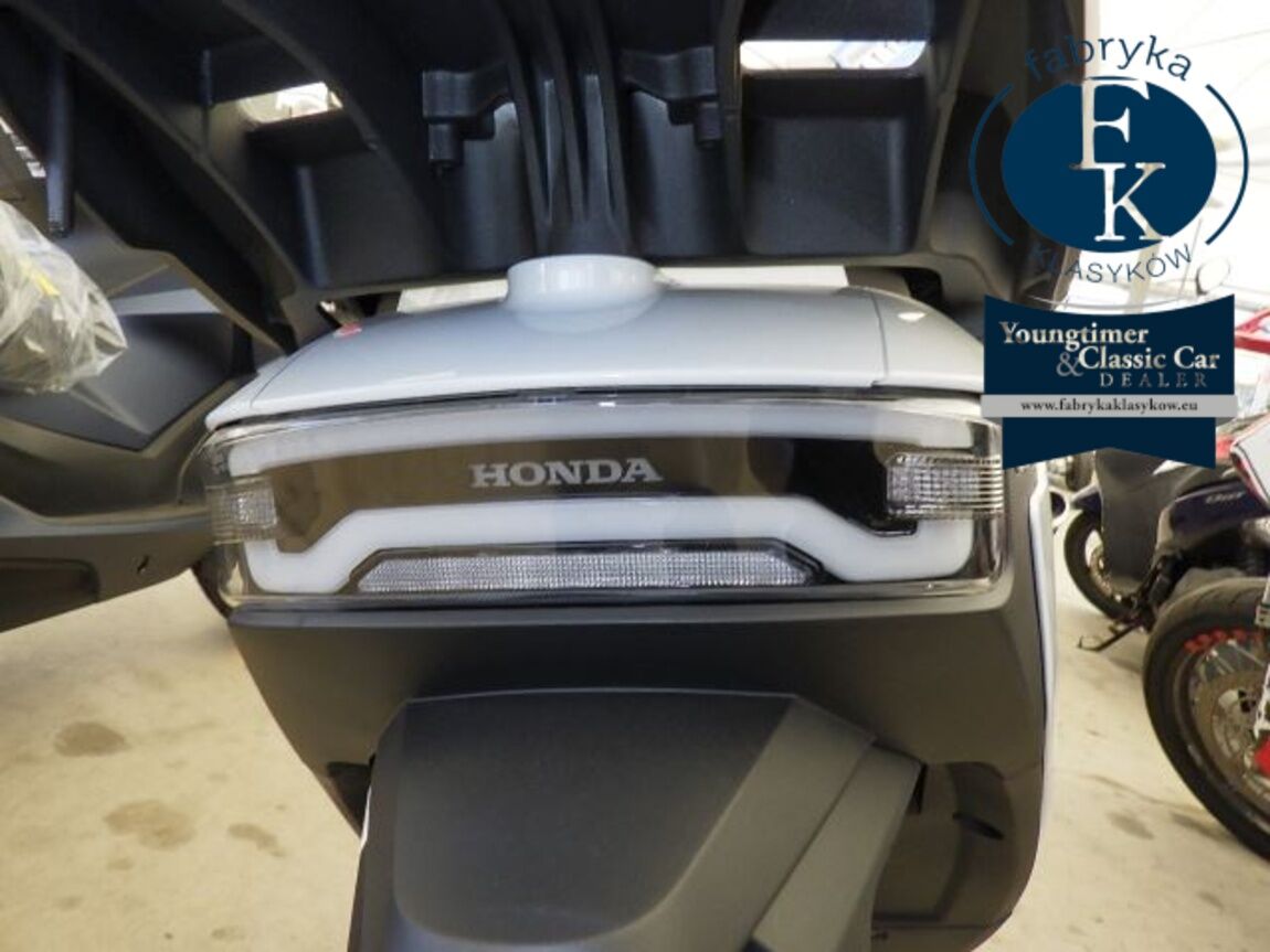 HONDA CUV:E  - zdjęcie 10