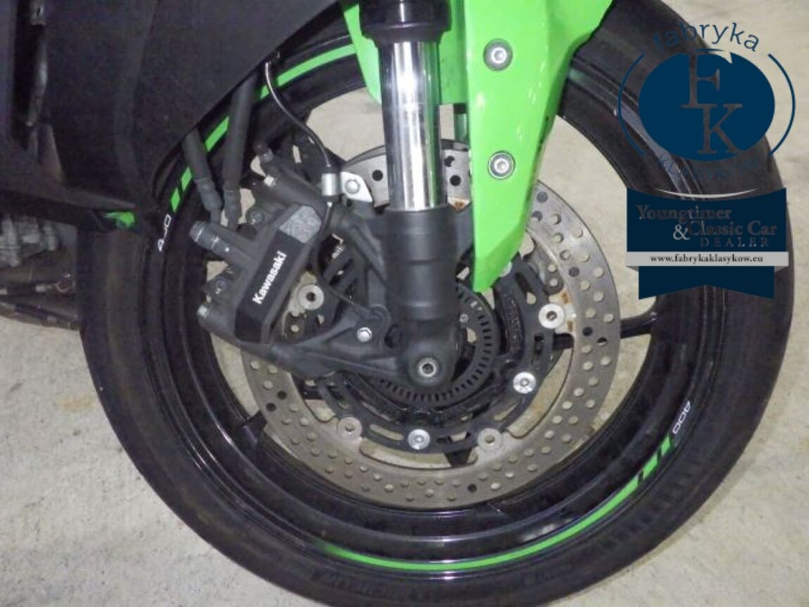 KAWASAKI ZX-4RR KRT 2023 - zdjęcie 17