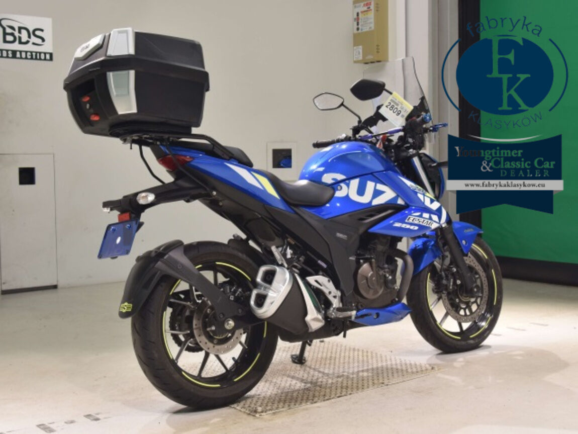 SUZUKI JIKUSA-250  - zdjęcie 6