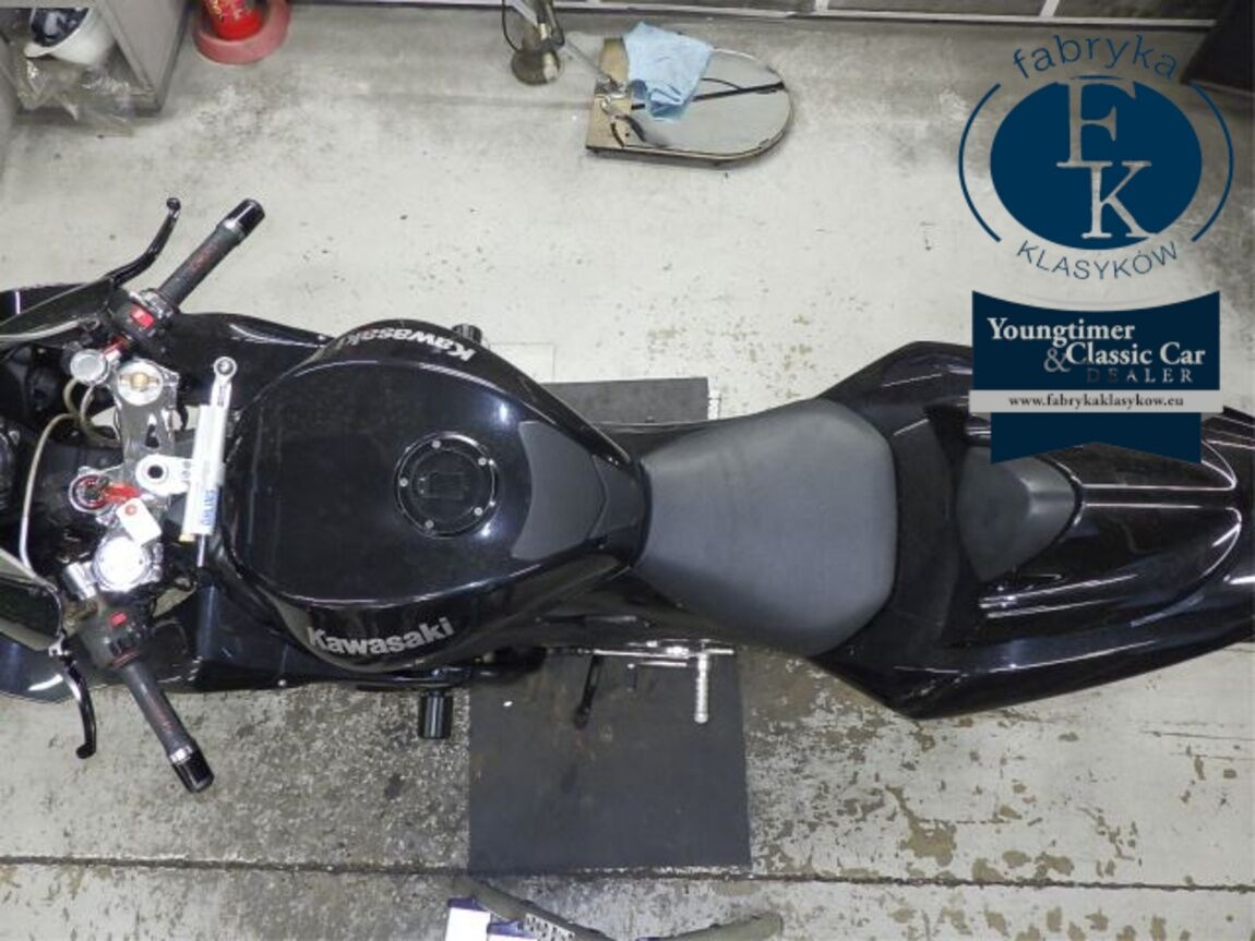 KAWASAKI ZX-10R 2004 - zdjęcie 34