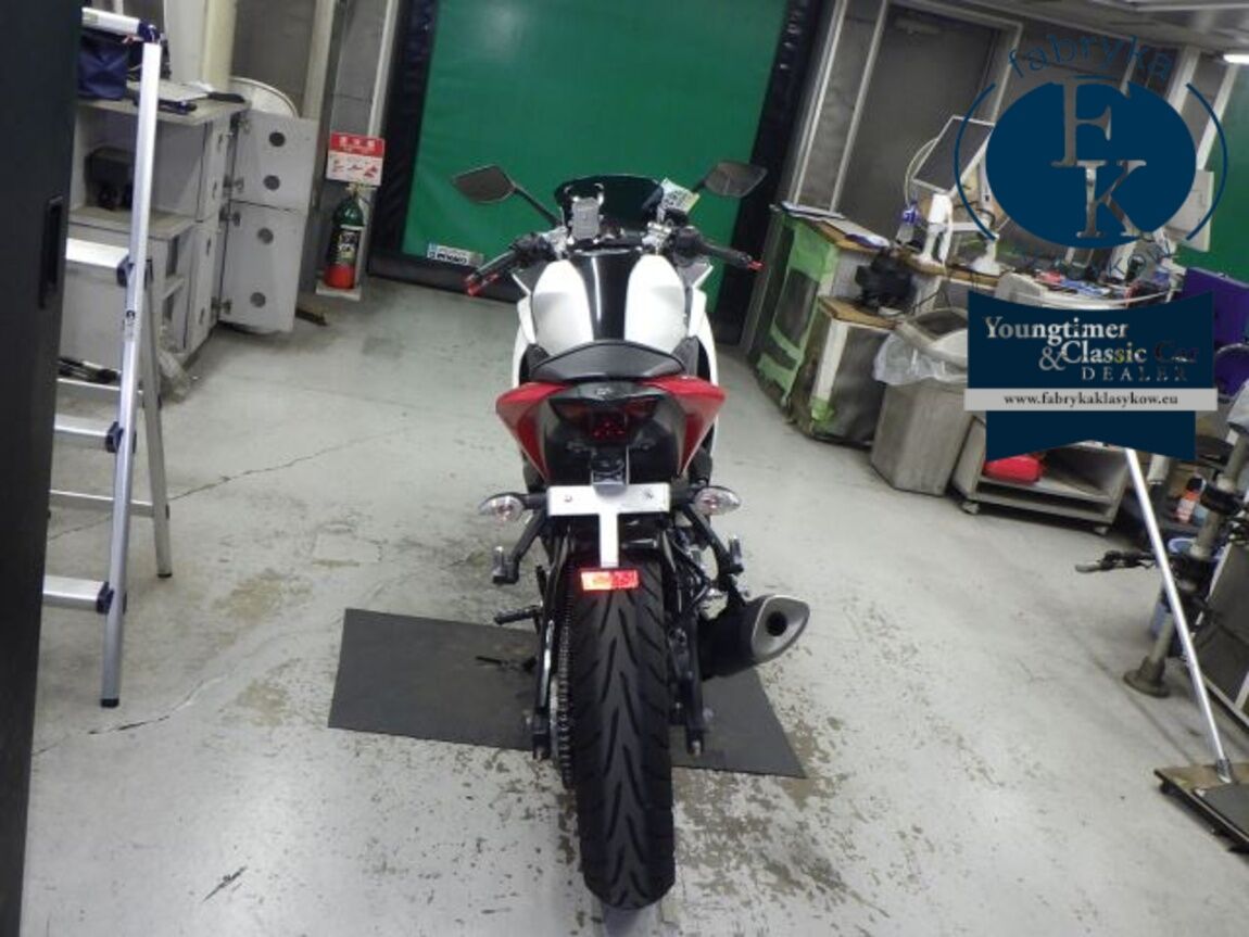 YAMAHA YZF-R3 2016 - zdjęcie 29