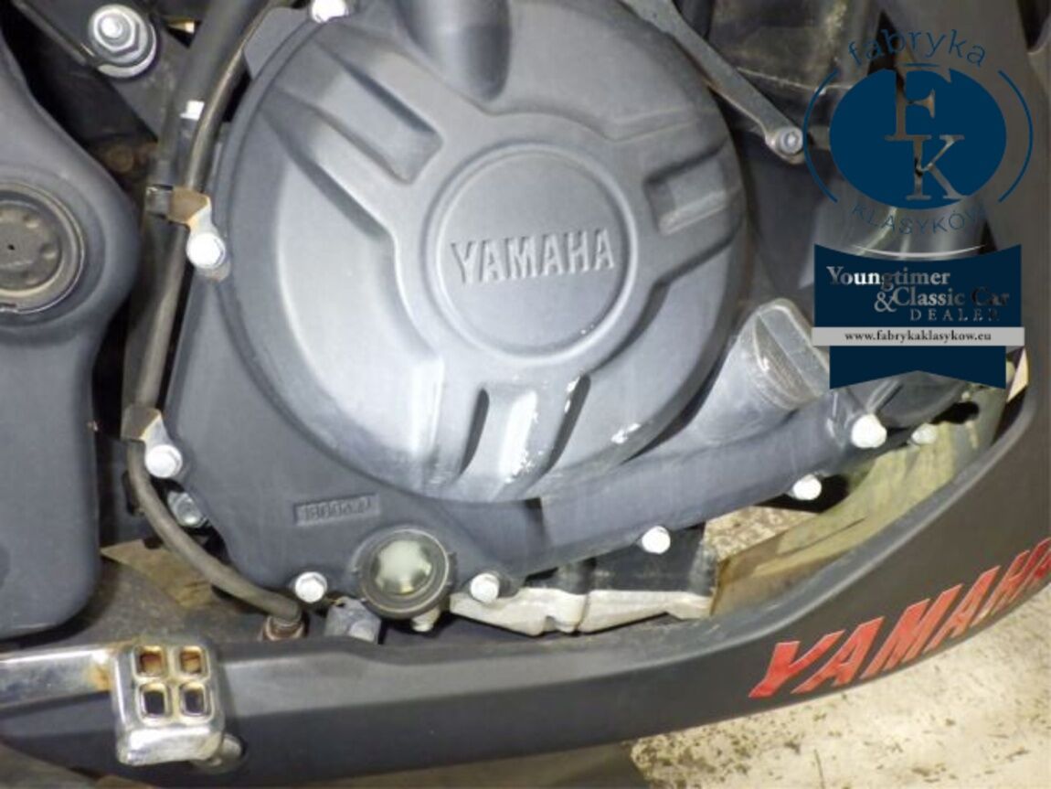 YAMAHA YZF-R25  - zdjęcie 9