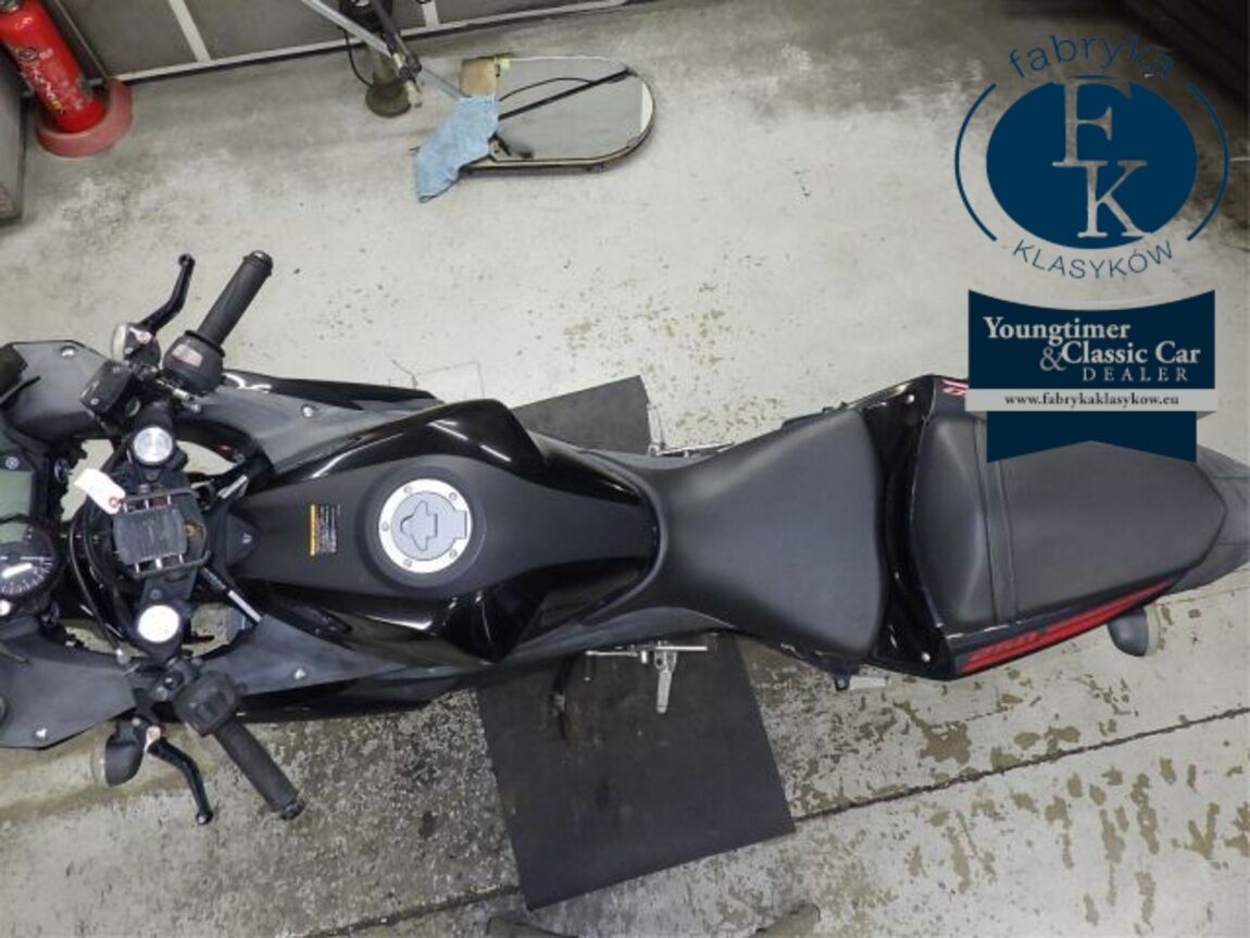 YAMAHA YZF-R25  - zdjęcie 32