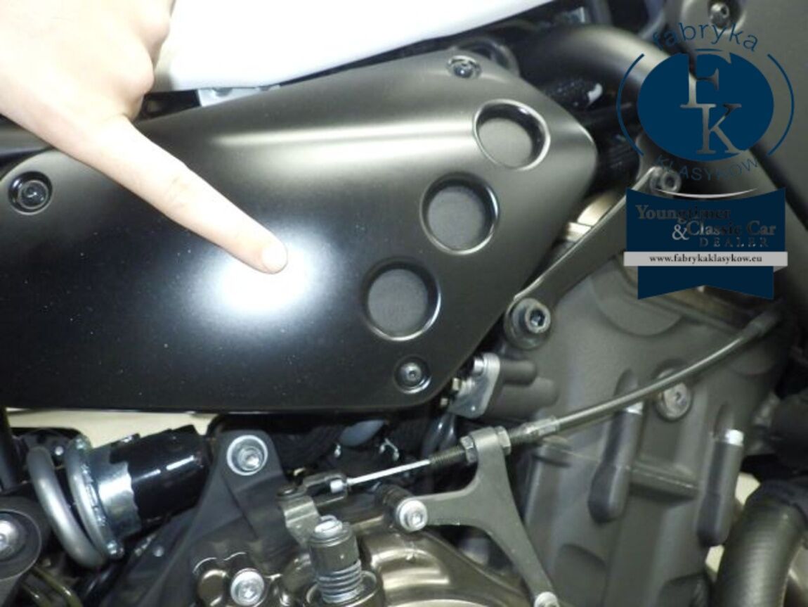 YAMAHA XSR700-2 2024 - zdjęcie 19