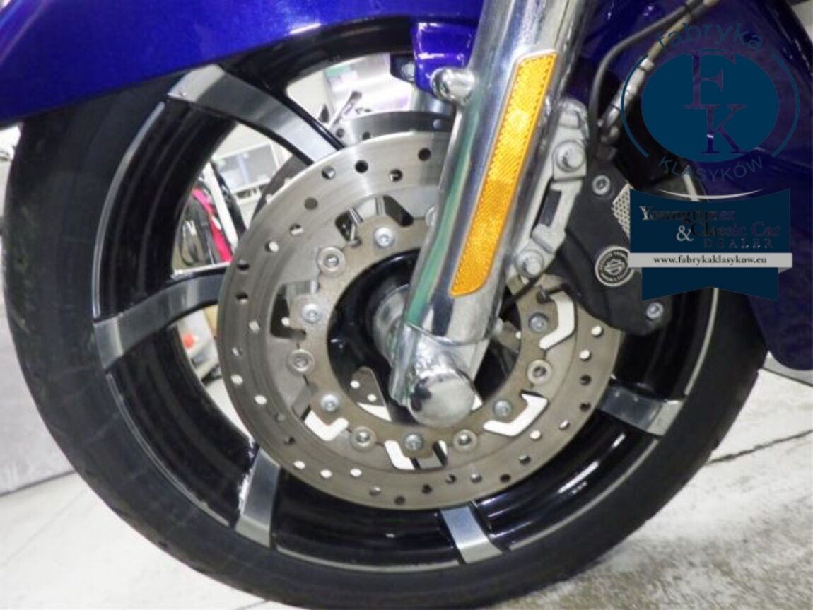 HARLEY-DAVIDSON FLHXSE1800CVO 2010 - zdjęcie 24