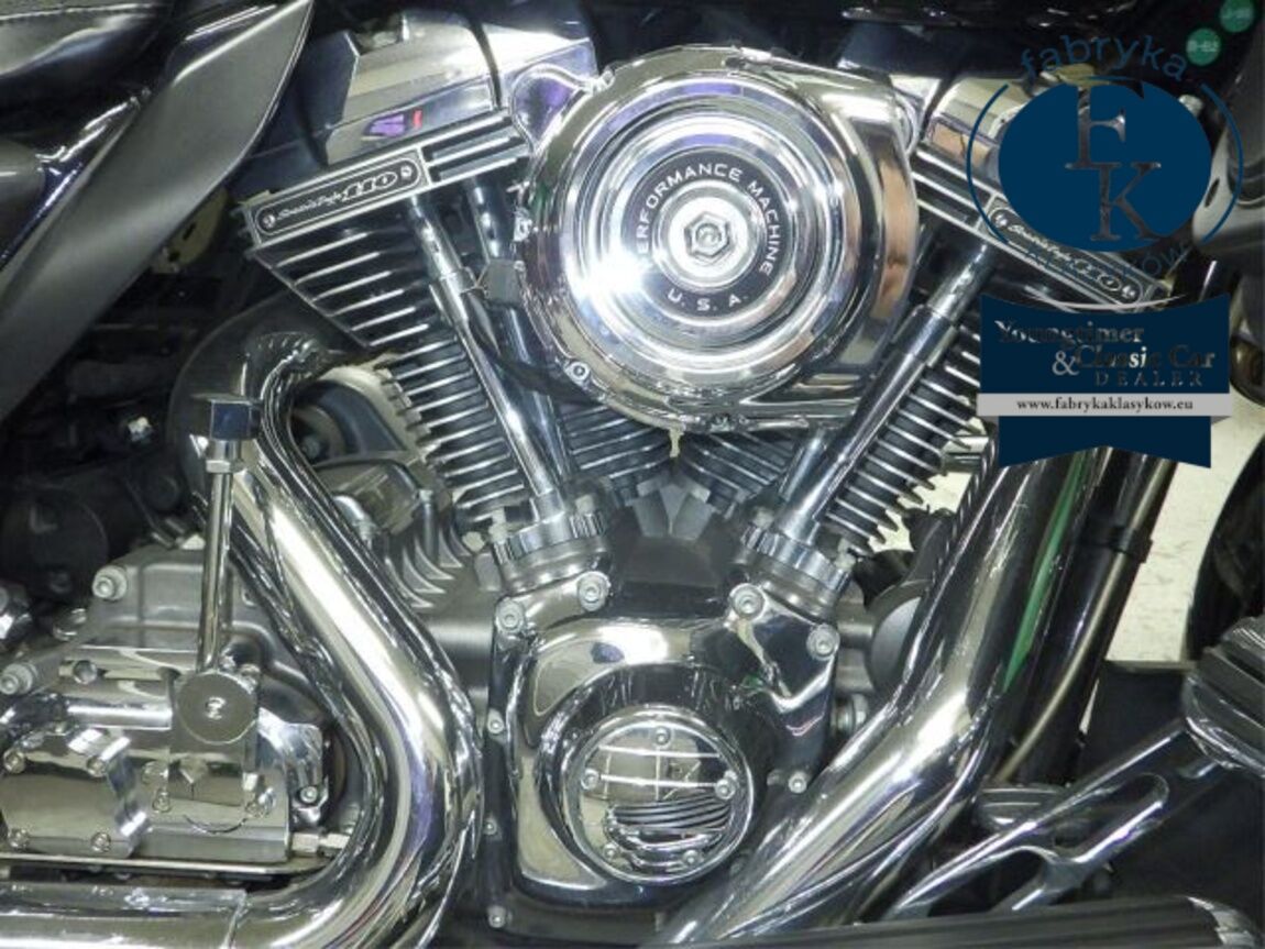 HARLEY-DAVIDSON FLTRUSE1800CVO 2010 - zdjęcie 9