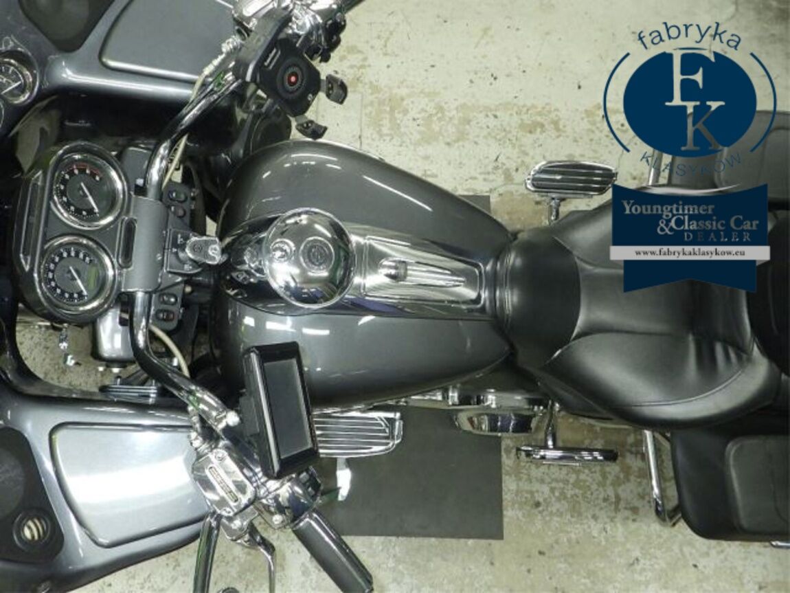 HARLEY-DAVIDSON FLTRUSE1800CVO 2010 - zdjęcie 32
