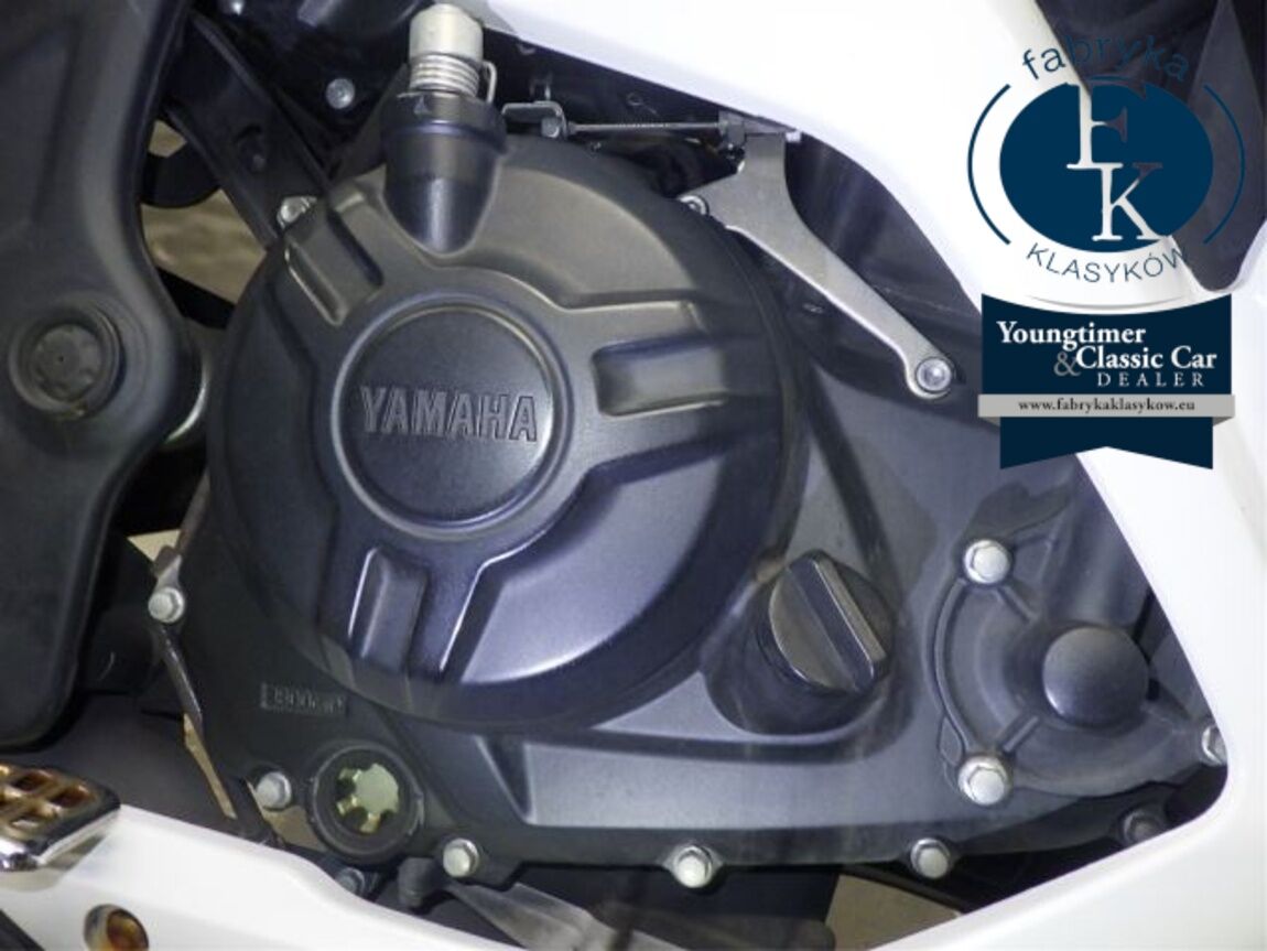 YAMAHA YZF-R25  - zdjęcie 11