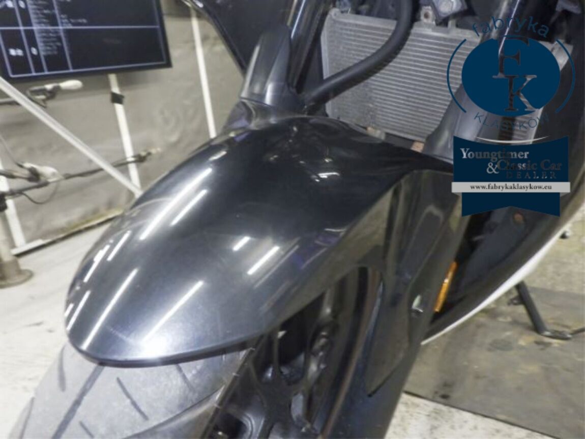 YAMAHA YZF-R25  - zdjęcie 20