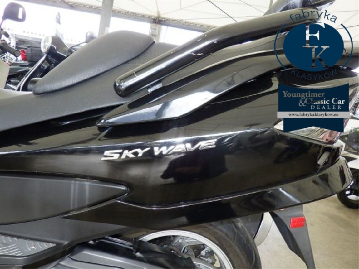 SUZUKI SKYWAVE 250-3  - zdjęcie 12