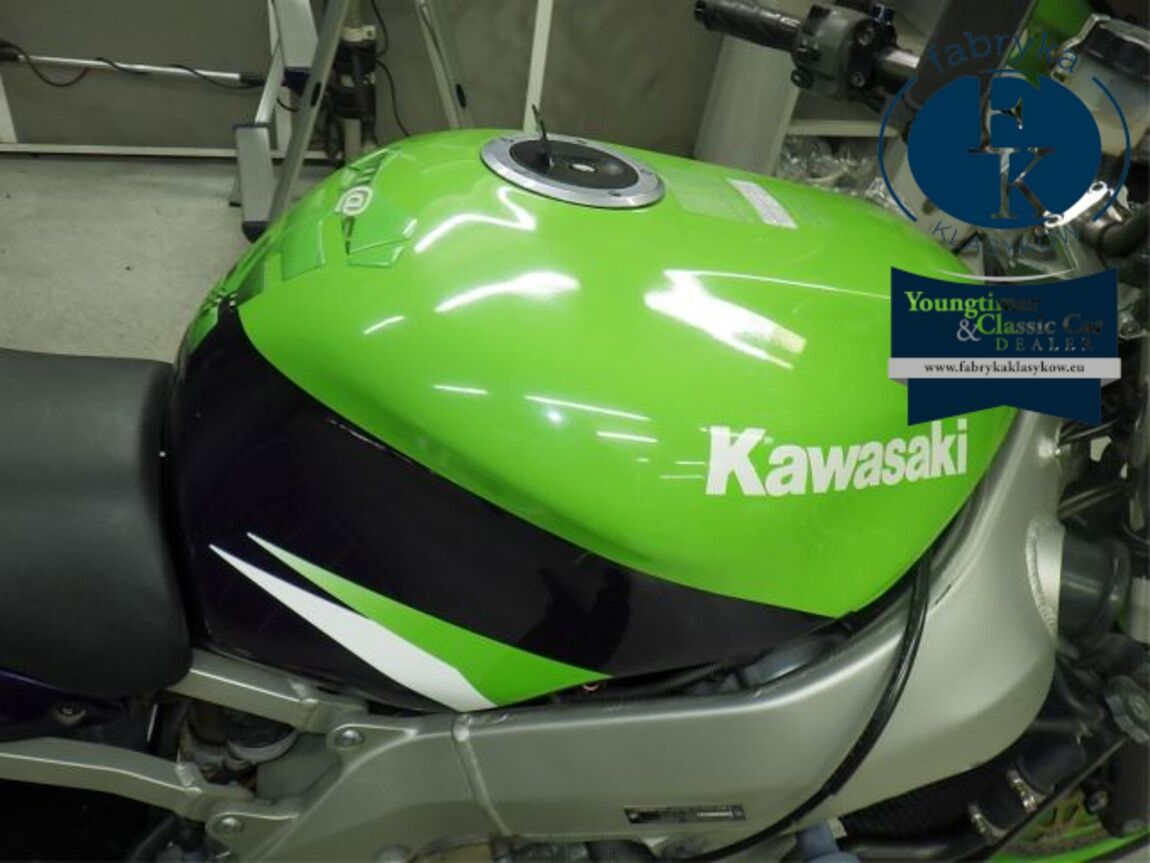KAWASAKI ZX-9R 2003 - zdjęcie 20