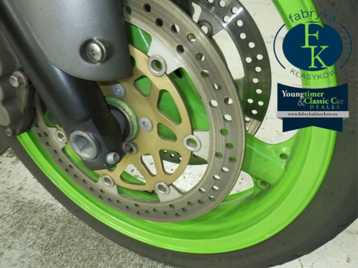 KAWASAKI ZX-9R 2003 - zdjęcie 24