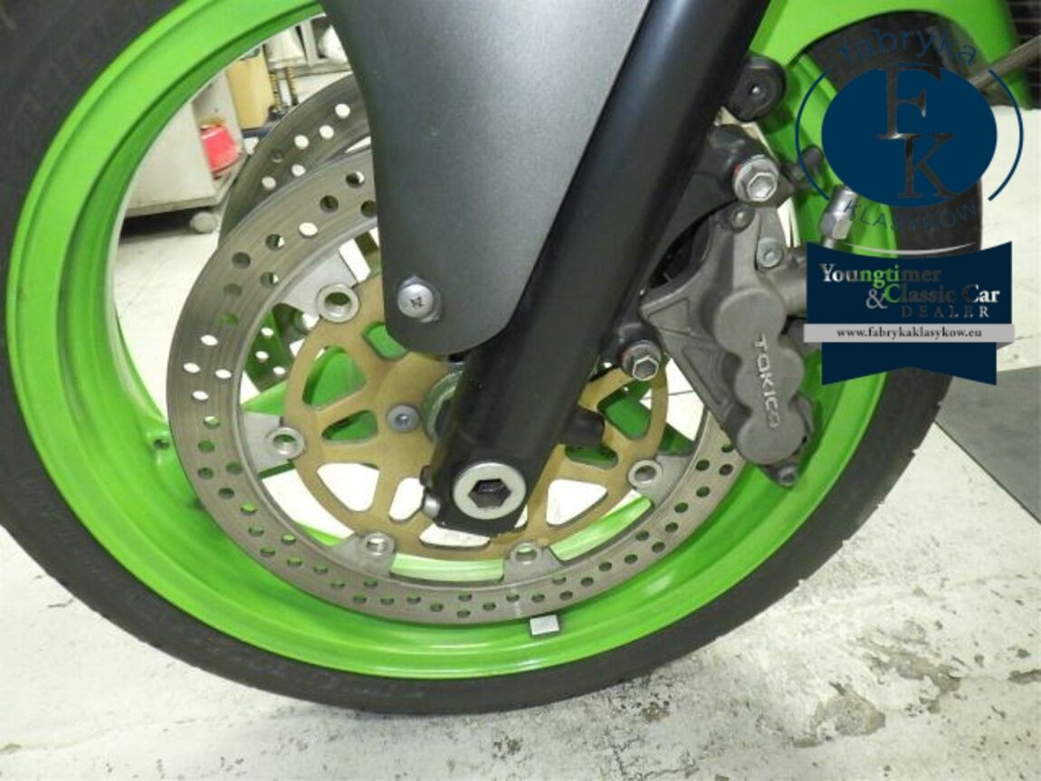 KAWASAKI ZX-9R 2003 - zdjęcie 26