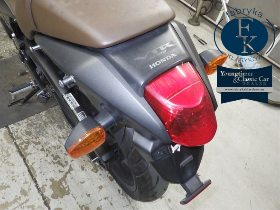 HONDA VTR250  - zdjęcie 20
