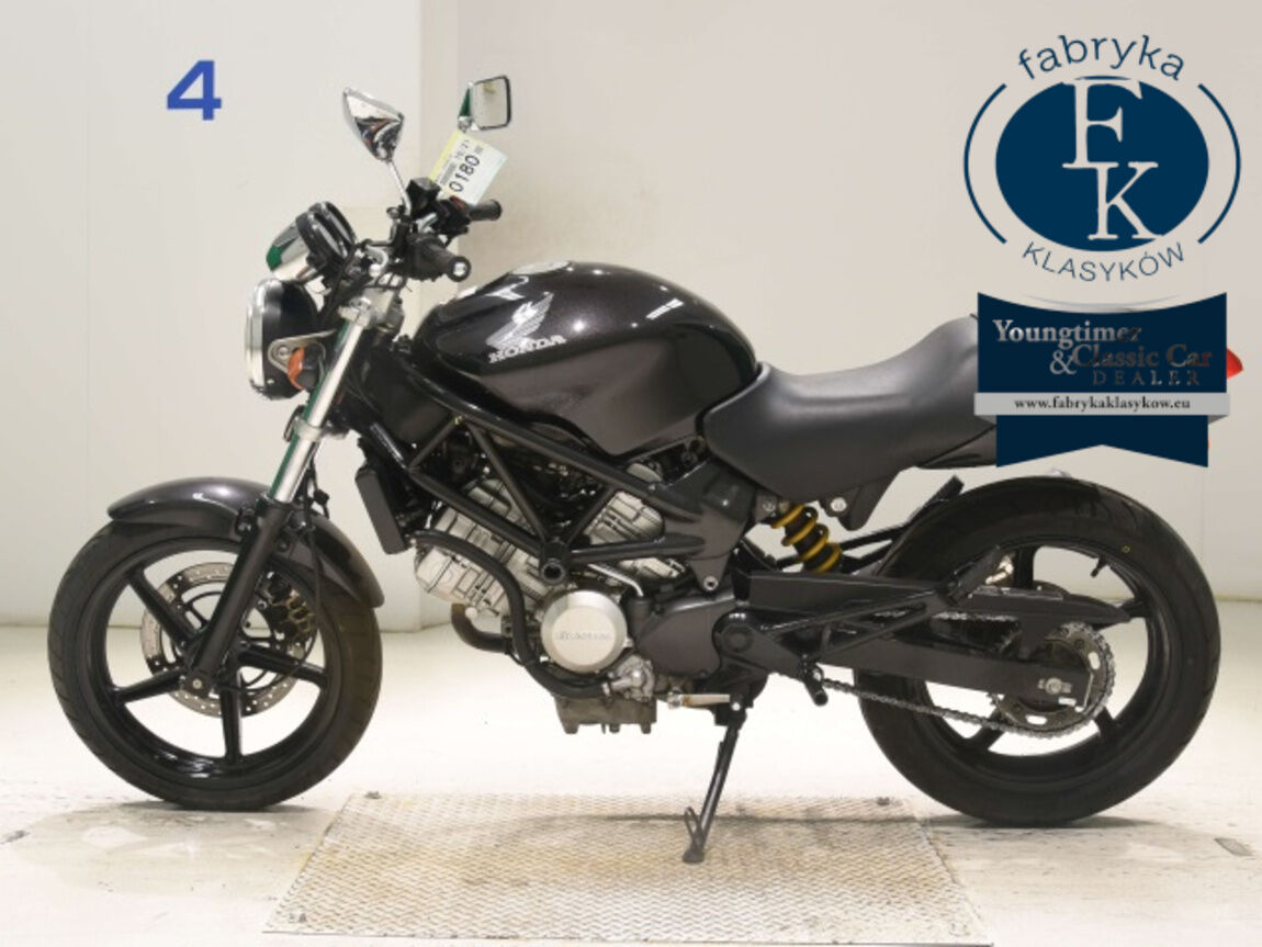HONDA VTR250  - zdjęcie 3