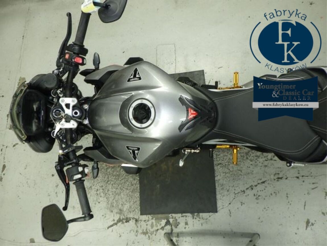TRIUMPH STREET TRIPLE RS 2023 - zdjęcie 32