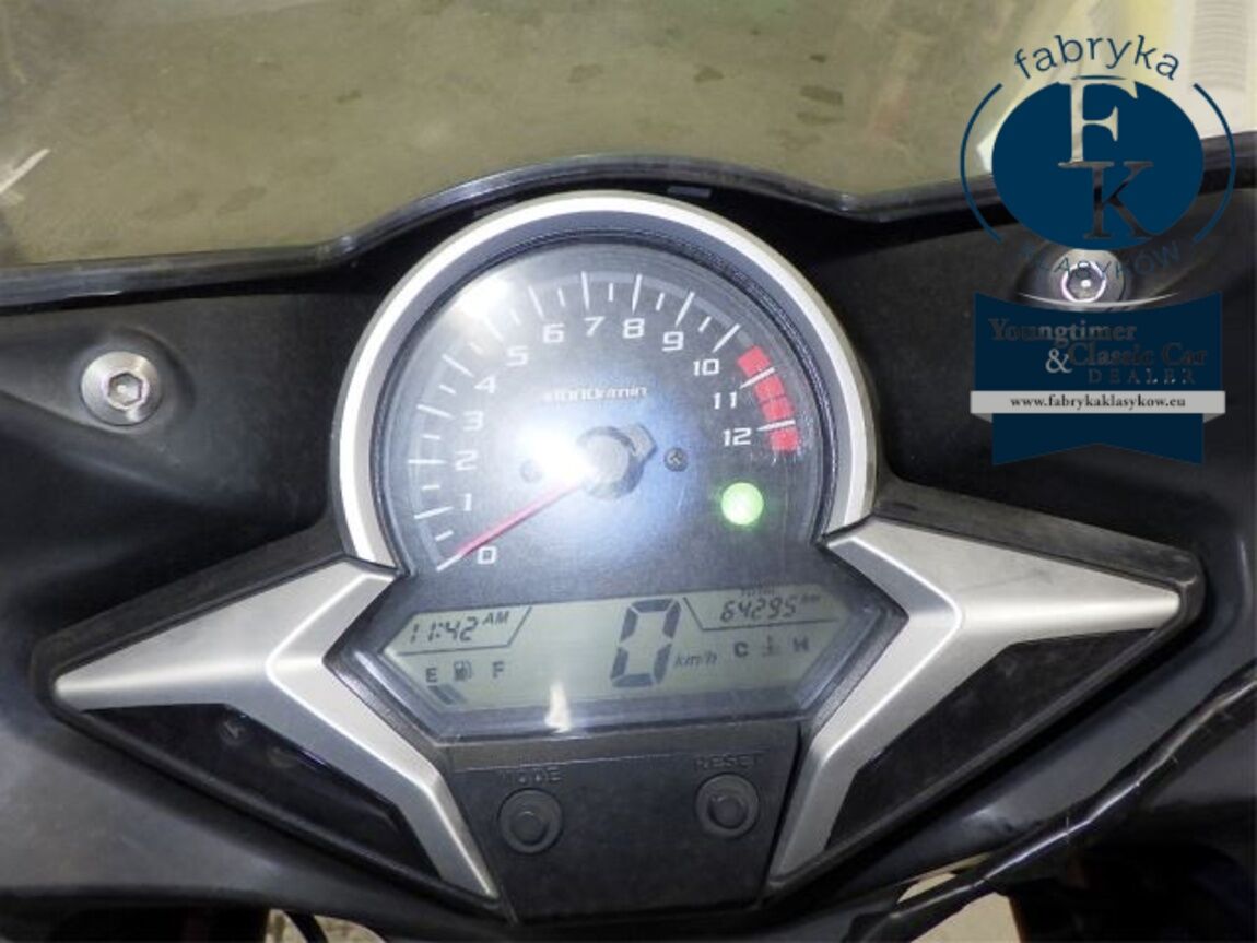 HONDA CBR250R  - zdjęcie 13