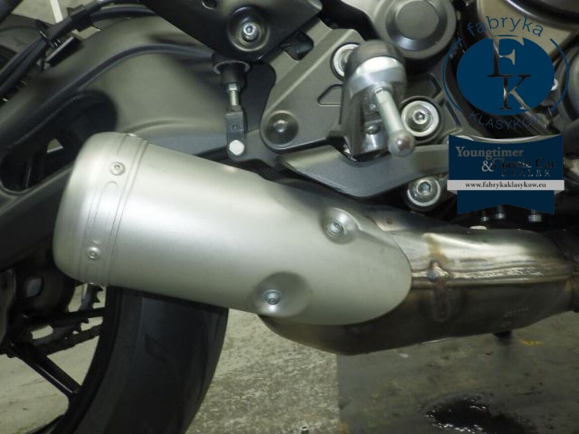 YAMAHA XSR700 2018 - zdjęcie 13