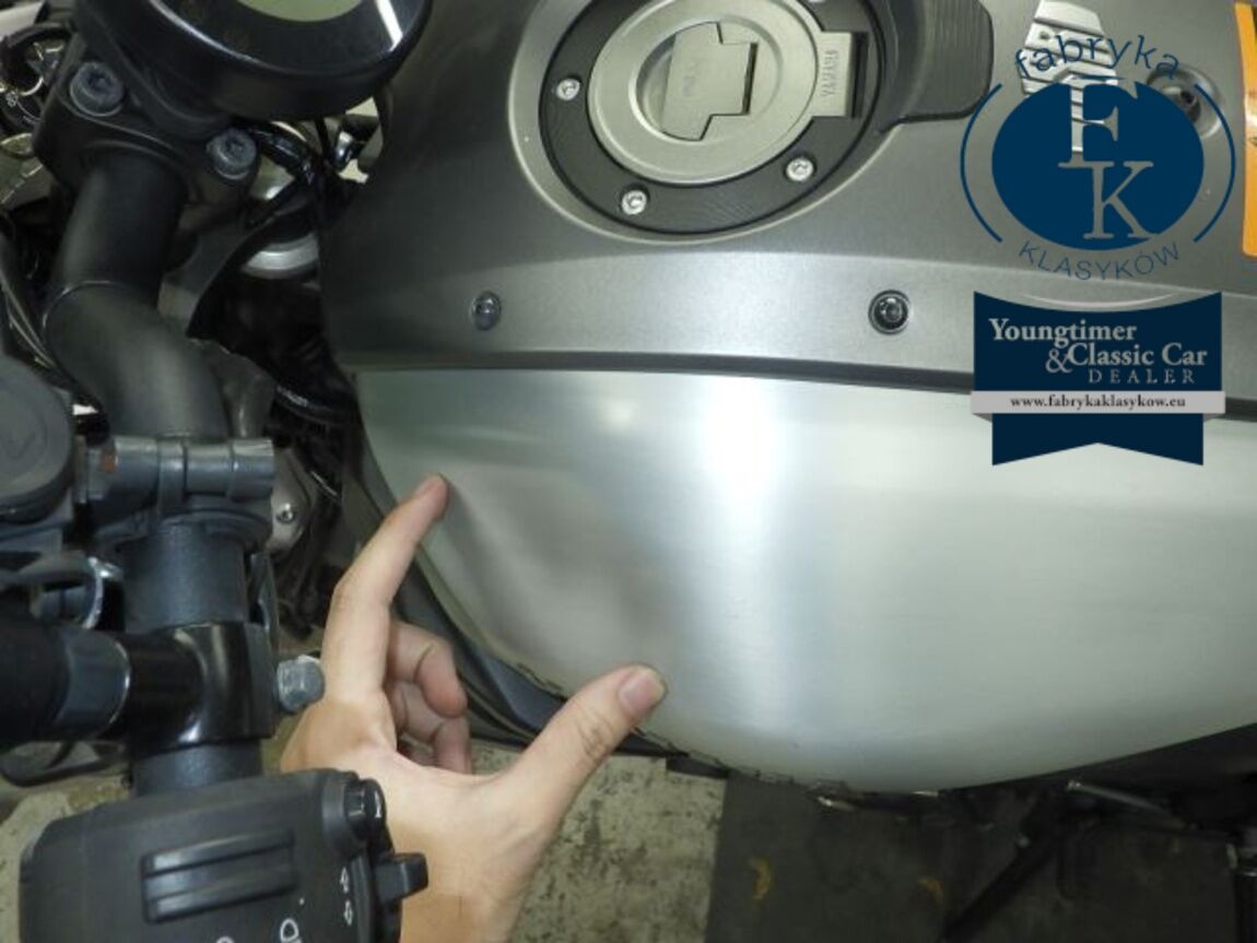 YAMAHA XSR700 2018 - zdjęcie 18