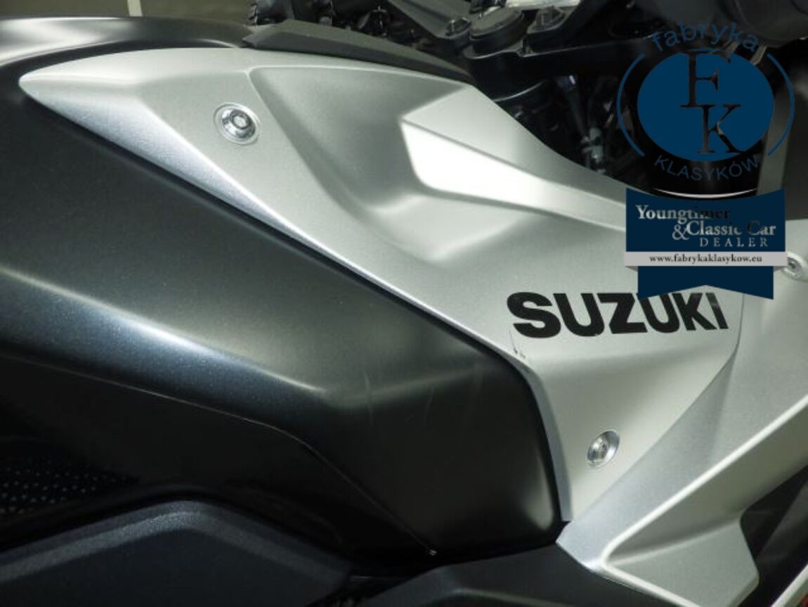 SUZUKI GSX-8R 2024 - zdjęcie 19