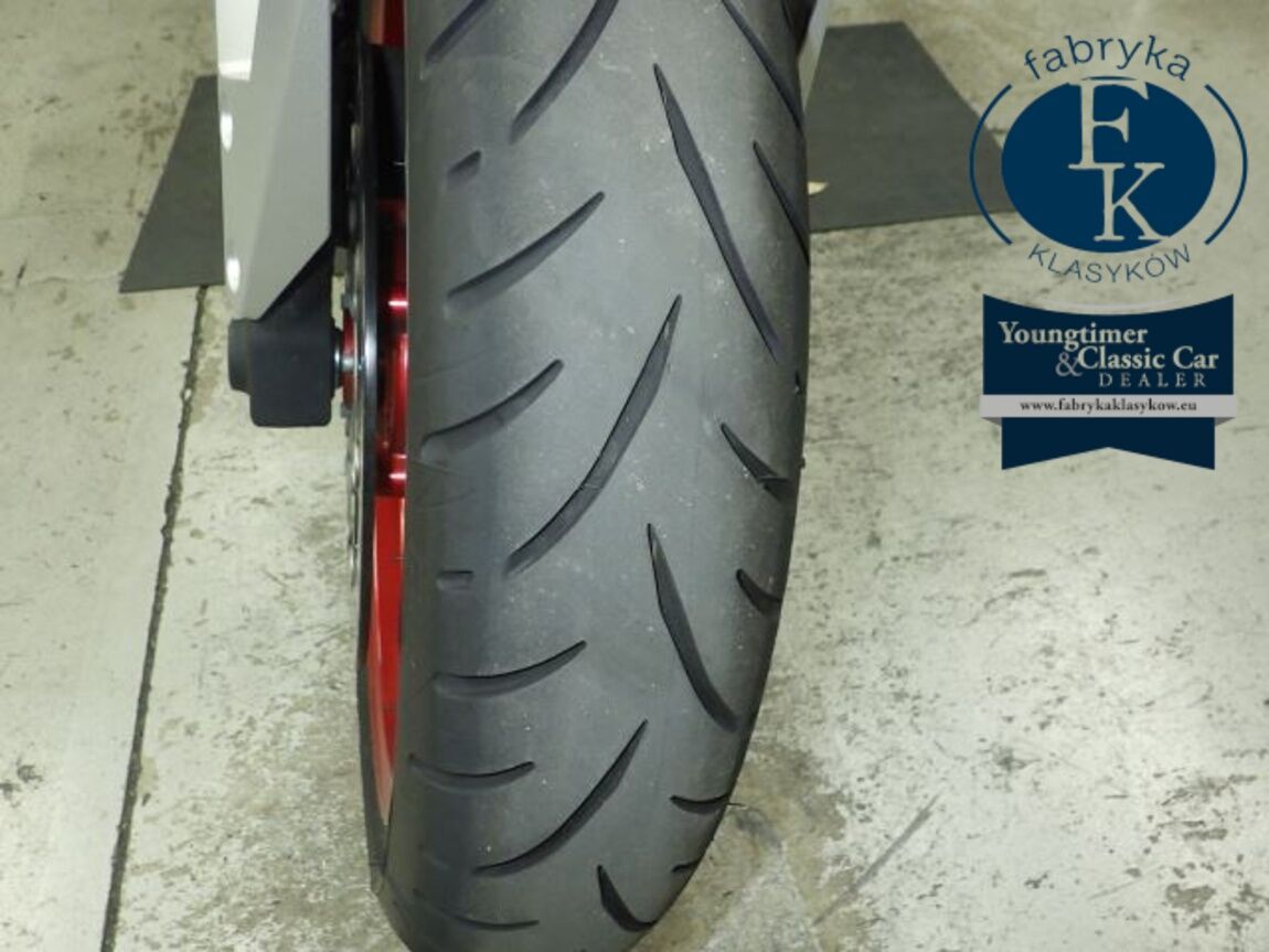 SUZUKI GSX-8R 2024 - zdjęcie 22