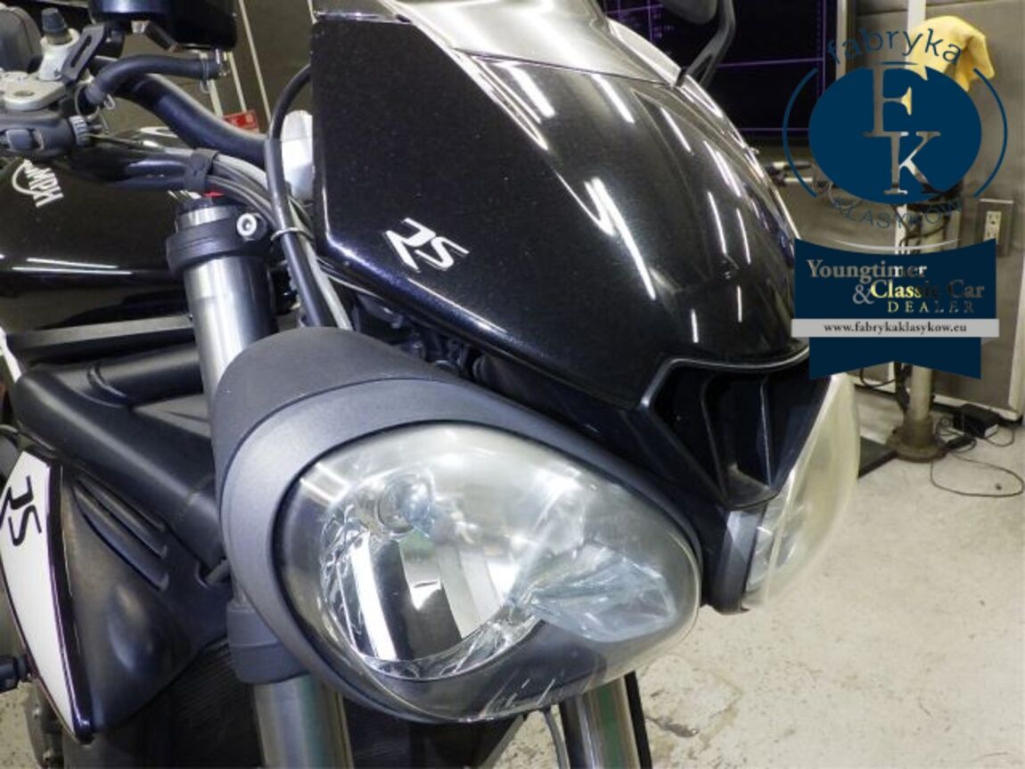 TRIUMPH STREET TRIPLE RS 2019 - zdjęcie 17