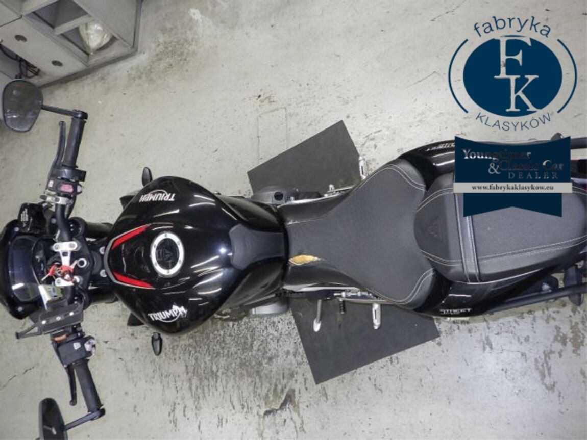 TRIUMPH STREET TRIPLE RS 2019 - zdjęcie 34