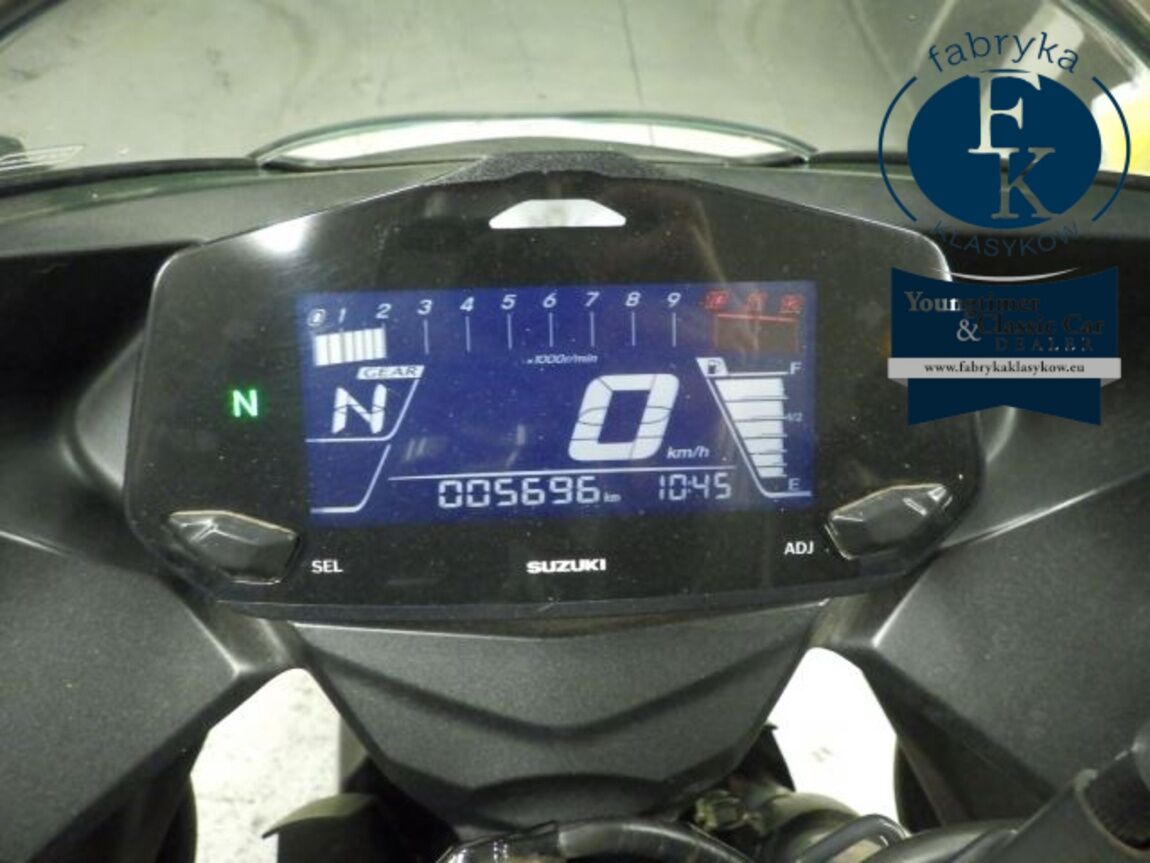 SUZUKI JIKUSA-250SF  - zdjęcie 13