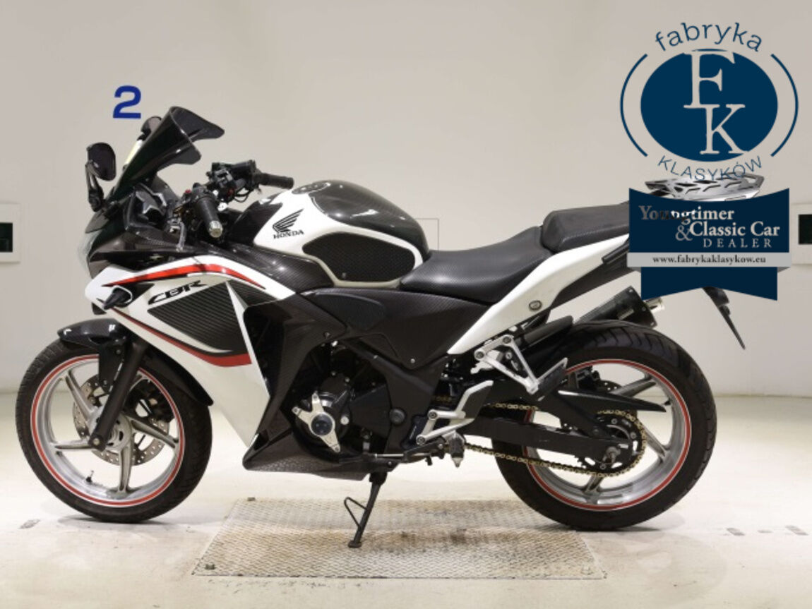 HONDA CBR250R  - zdjęcie 3