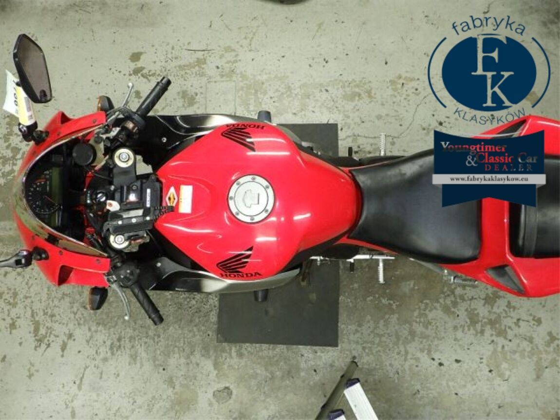 HONDA CBR1000RR 2005 - zdjęcie 32